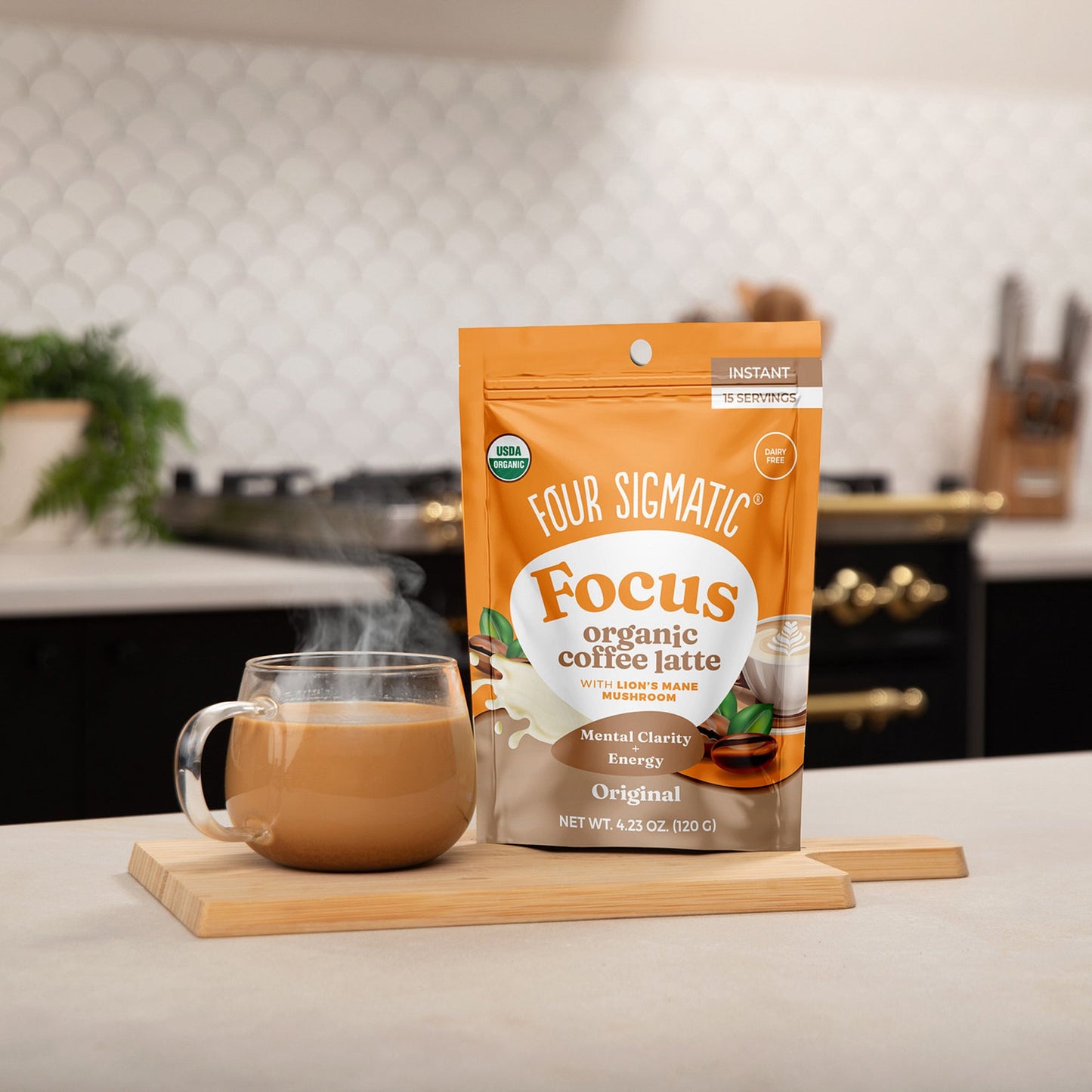 focus-organic-coffee-latte-original-b7 focus-latte-original-lifestyle2-2026.jpg